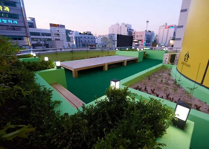 24 Jagalchi 2* Busan